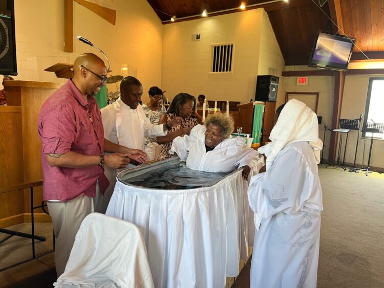 6233BDA8-834A-4AD9-86FB-2B824F6A9E99