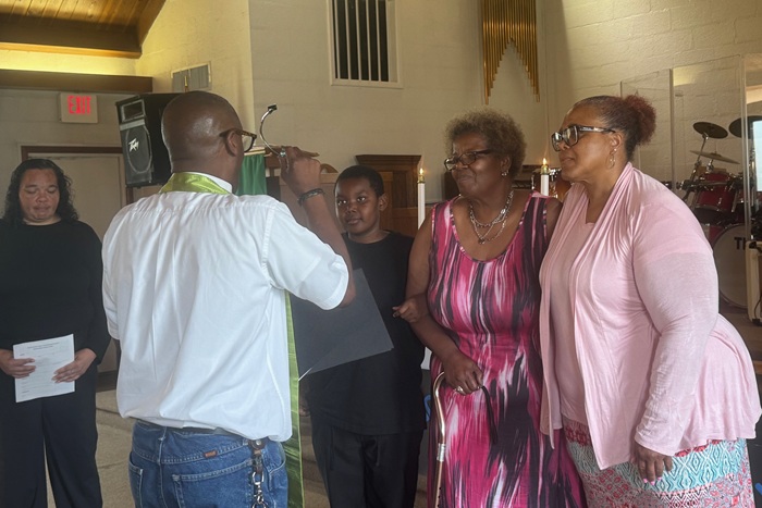 New members and rededication to service at Wesley Church of Hope UMC